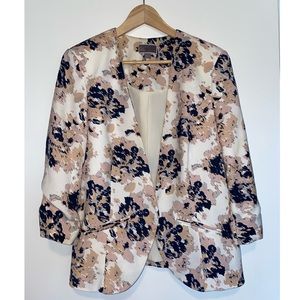 Lightweight Blazer from Chelsea28